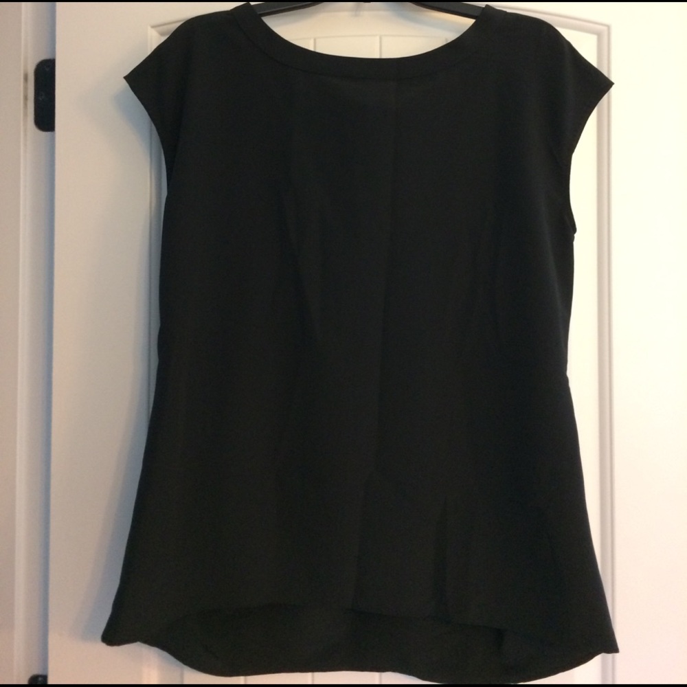 Simply Vera Vera Wang Blouse Women's Small Black‎